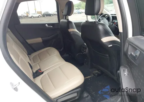 2020 Ford Escape Titanium Hybrid z USA, uszkodzony, nr VIN 1FMCU9DZ3LUC19168